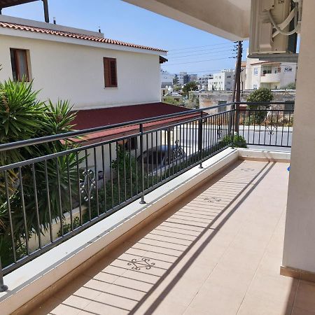 Lovely Apartment At The City Center Of Paphos מראה חיצוני תמונה